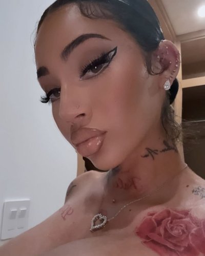 Слив Bhad Bhabie