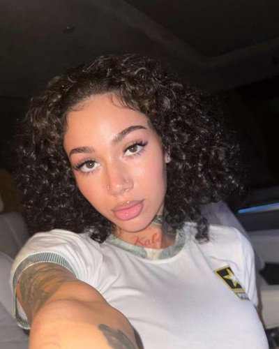 Слив Bhad Bhabie