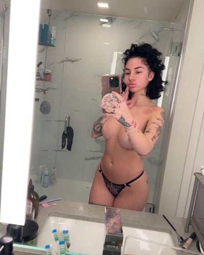 Слив Bhad Bhabie