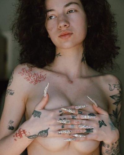 Слив Bhad Bhabie