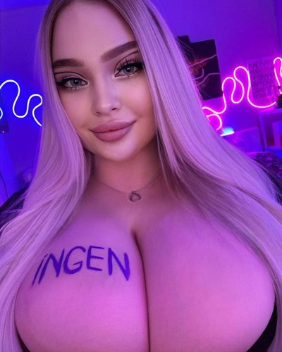Kkselia (Seliya) Nude Leaks