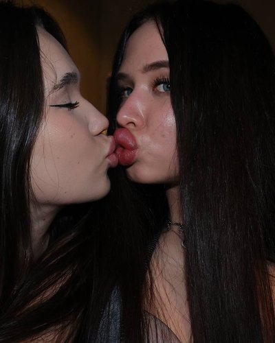 Слив Неоновой (Neonovva)