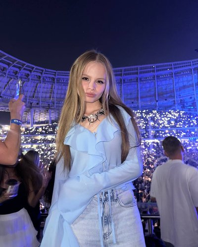 Слив Миланы Стар