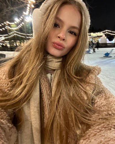 Слив Миланы Стар