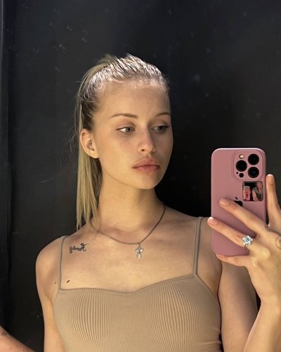 Abrikosa Nude Leaks