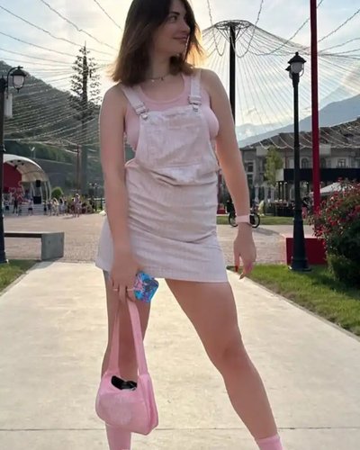 Слив AhriNyan