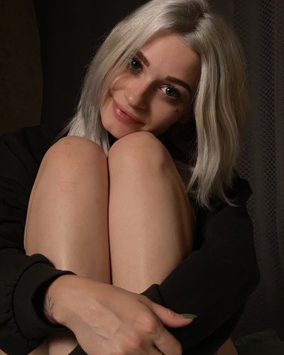 Belleniko Nude Leaks