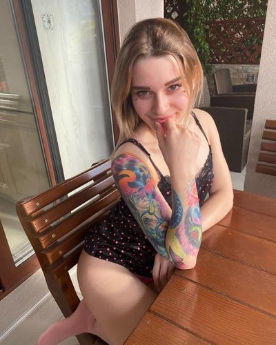 Belleniko Nude Leaks