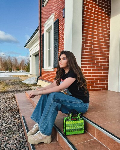 Слив Елены Райтман