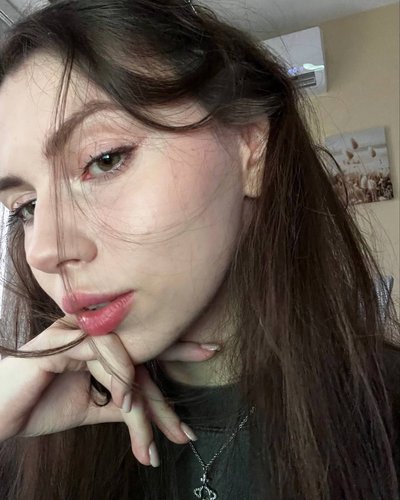 Fruktozka Nude Leaks