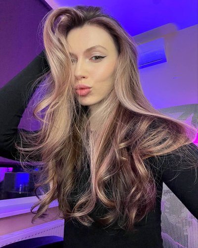 Fruktozka Nude Leaks