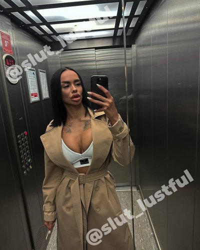 Lustful Slut Nude Leaks