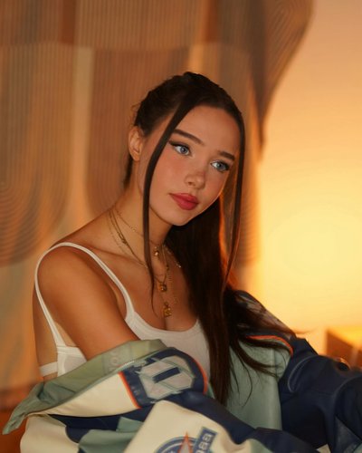 Слив Lydia Violet