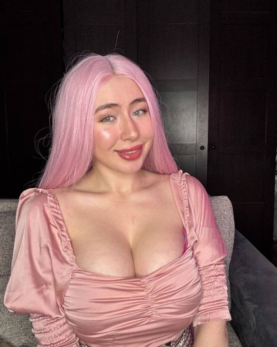 Nisaatane (Nisa Atane) Nude Leaks