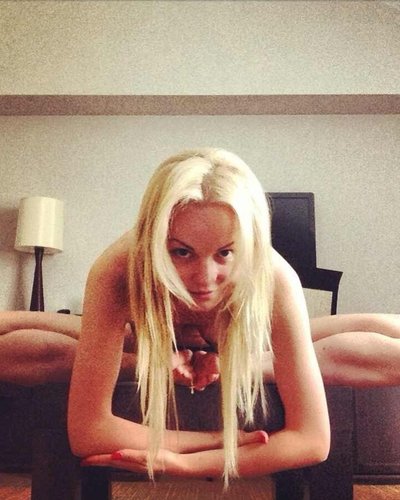 Alisa Voks Nude Leaks