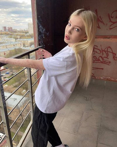 Слив Юлии Финесс
