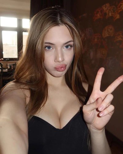Слив Ани Акулич