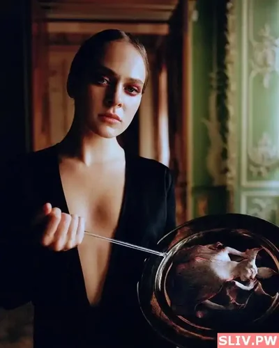 Aglaya Tarasova Nude Leaks