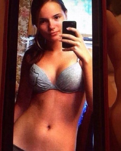Sasha Spilberg Nude Leaks
