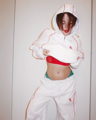 Sasha Spilberg Nude Leaks