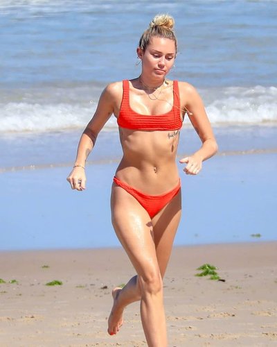 Слив Майли Сайрус (Miley Cyrus)