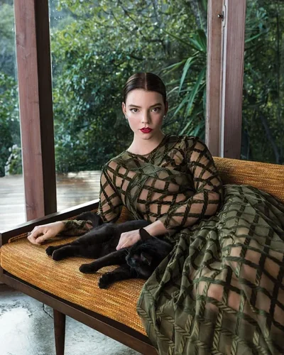 Слив Ани Тейлор-Джой (Anya Taylor Joy)