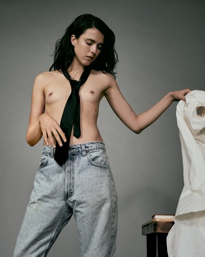 Слив Маргарет Куолли (Margaret Qualley)