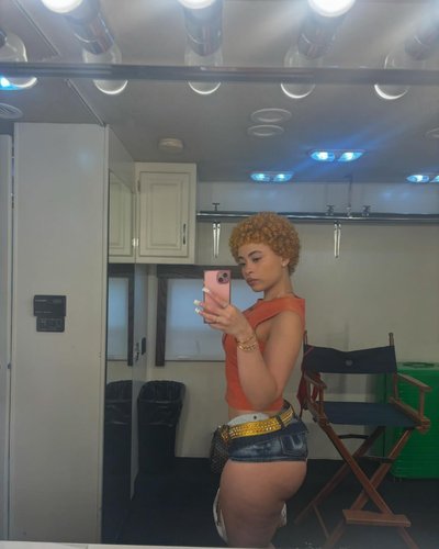 Ice Spice (Aysis Gaston) Nude Leaks