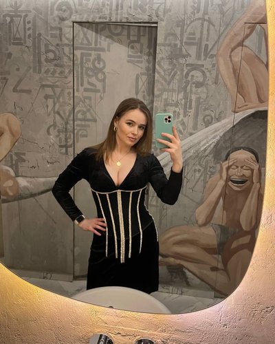 Слив Полины Гренц
