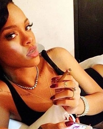 Слив Рианны (Rihanna)