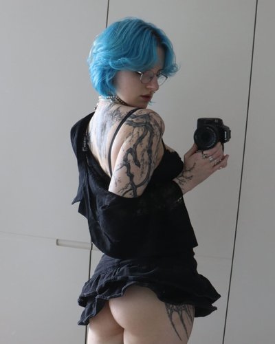 Lyra Crow Nude Leaks