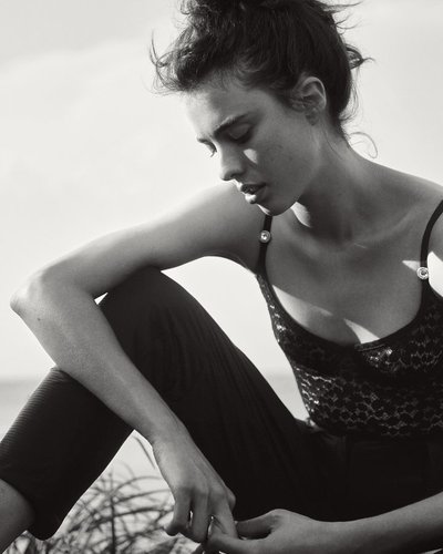 Слив Маргарет Куолли (Margaret Qualley)