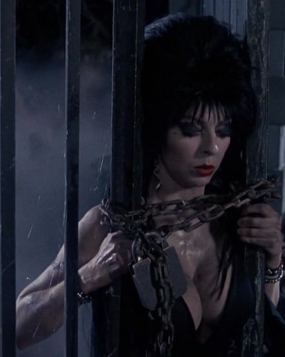 Слив Кассандры Петерсон (Cassandra Peterson)
