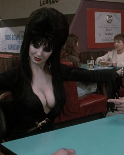 Слив Кассандры Петерсон (Cassandra Peterson)