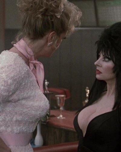 Слив Кассандры Петерсон (Cassandra Peterson)