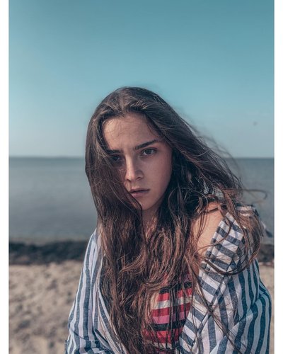 Слив Миланы Бру