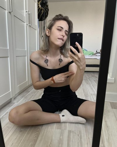 Слив Николь Коулен