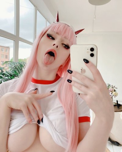 Слив Lady Melamori