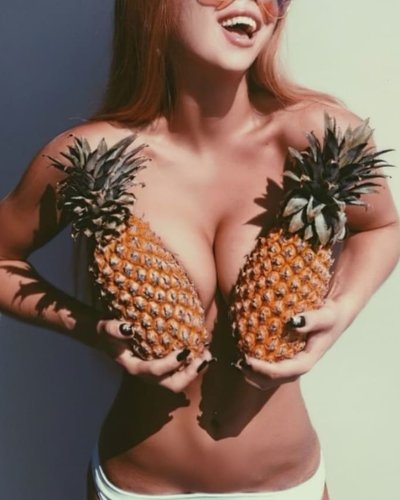 Слив Карины Кросс