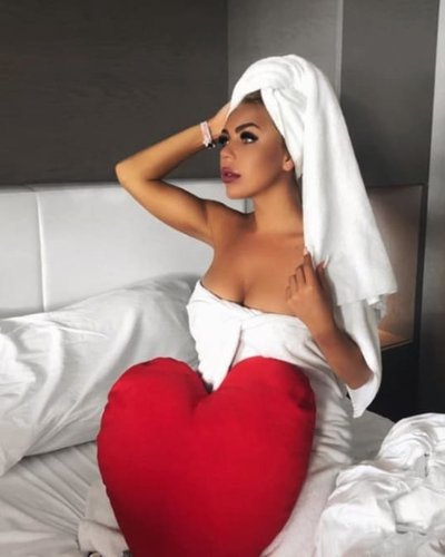 Слив Карины Кросс