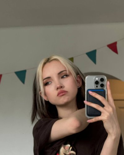 Karambeybi (Karrambaby) Nude Leaks