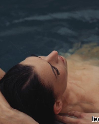 Слив Жанин Флок (Janine Flock)
